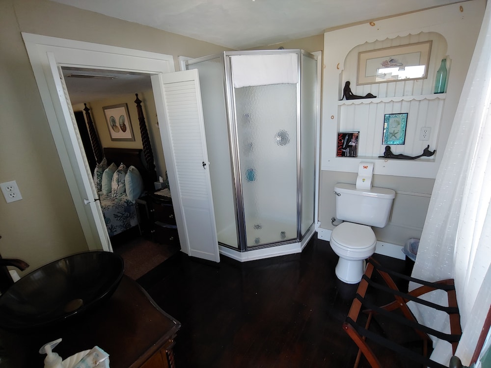 Island Guest House B&B