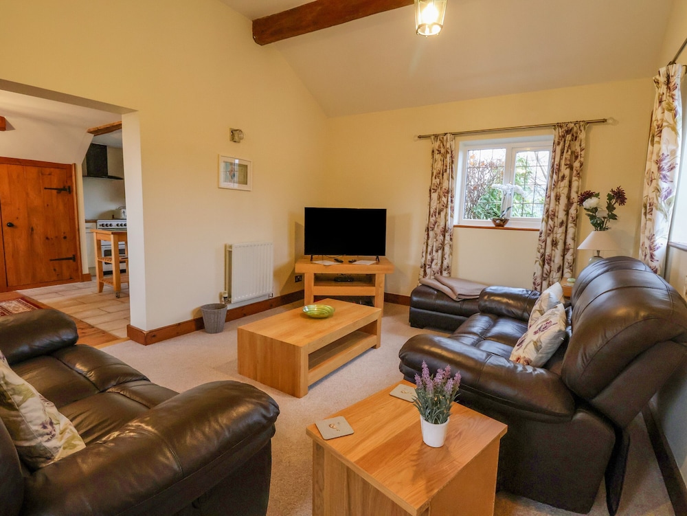 Mill Lane Cottage view 3