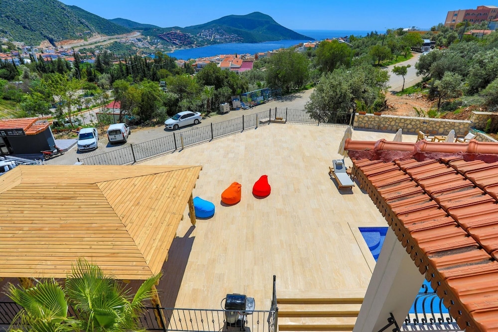 Villa Eos in Kalkan With 3 Bedrooms and 4 Bathrooms view 2