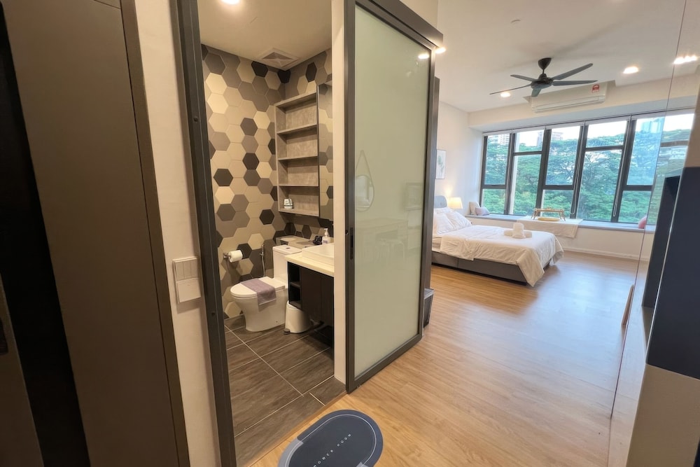 Jalan Ceylonz Suites KL