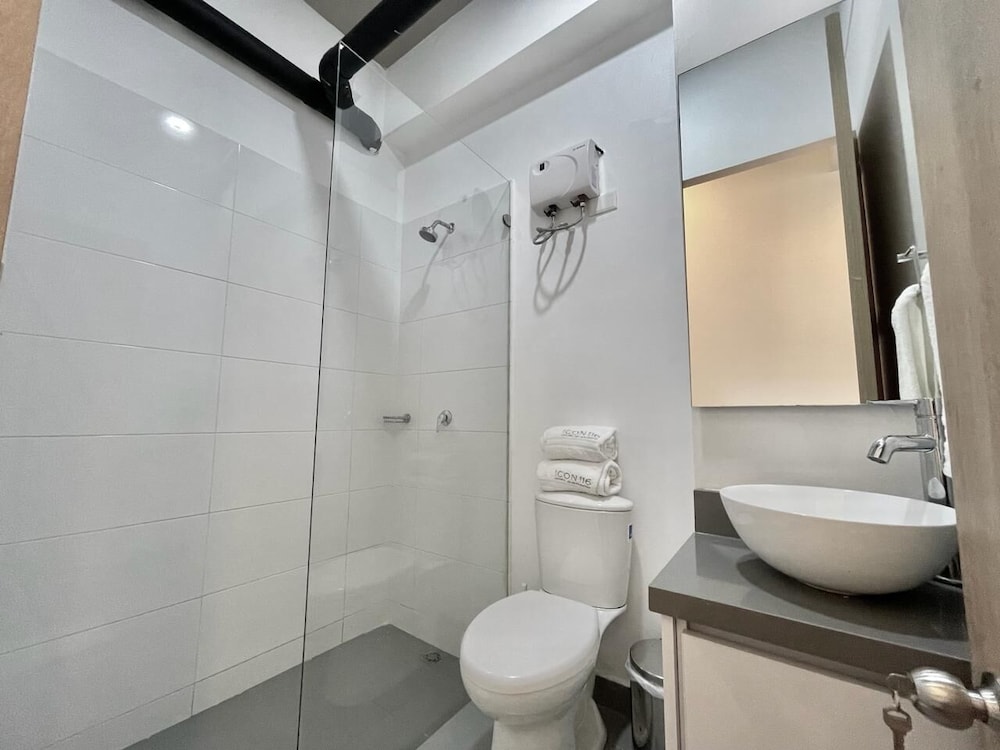 Unique Cozy Loft Santa Barbara 116