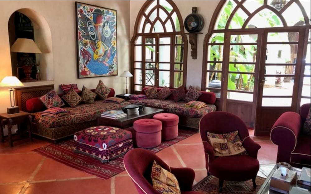 lounge