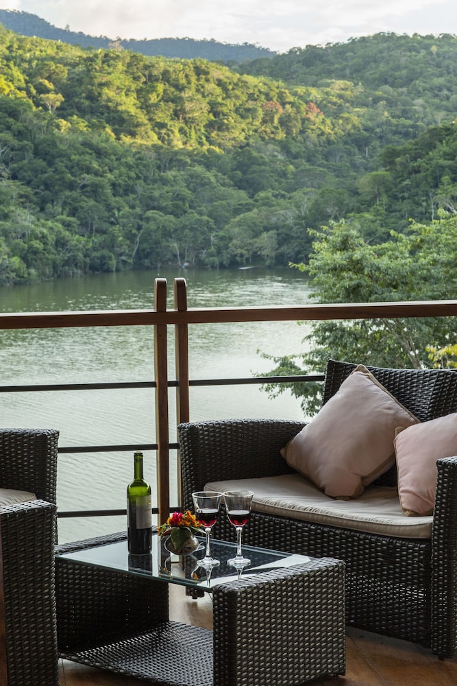 Sumaj Lagoon Lodge