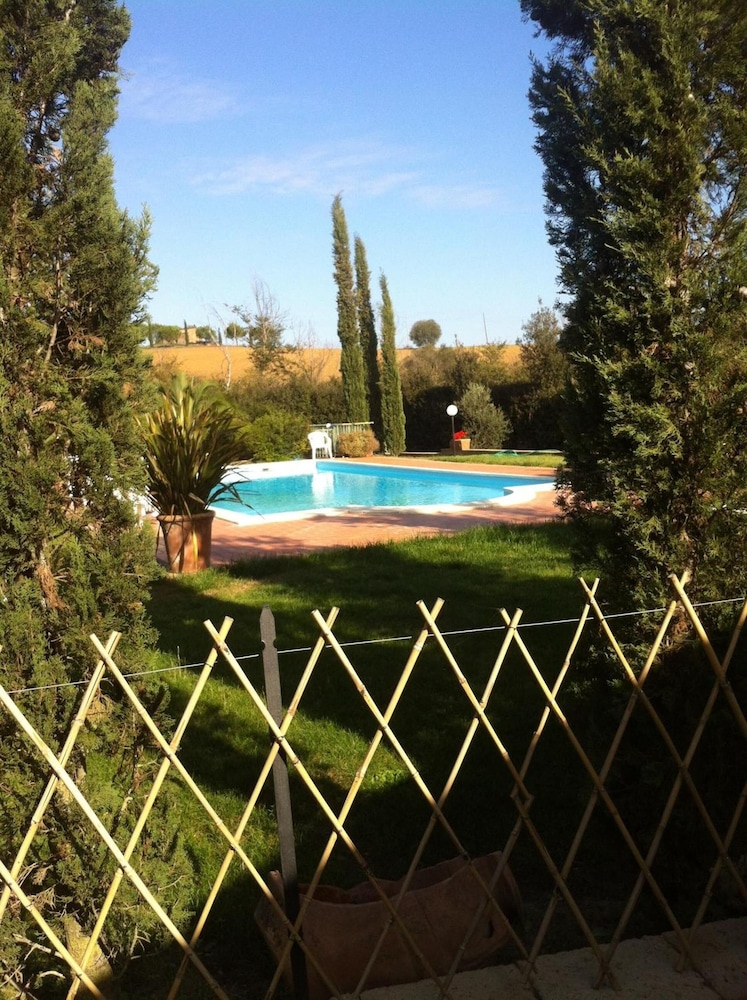 Photo 30