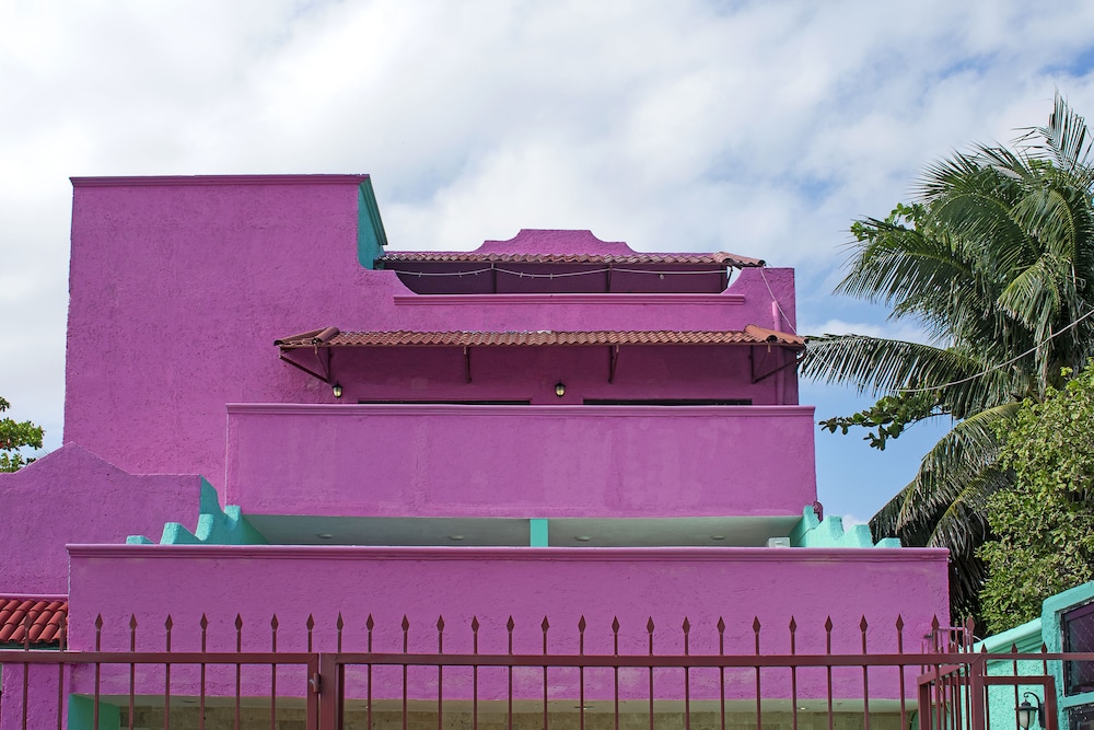 Caribe Suites