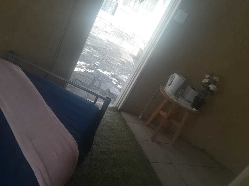 DamView Accommodation view 2