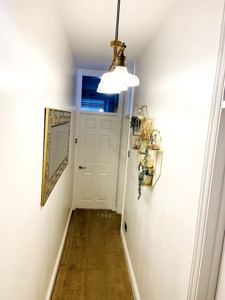 Inviting 3-bed Apartment in London