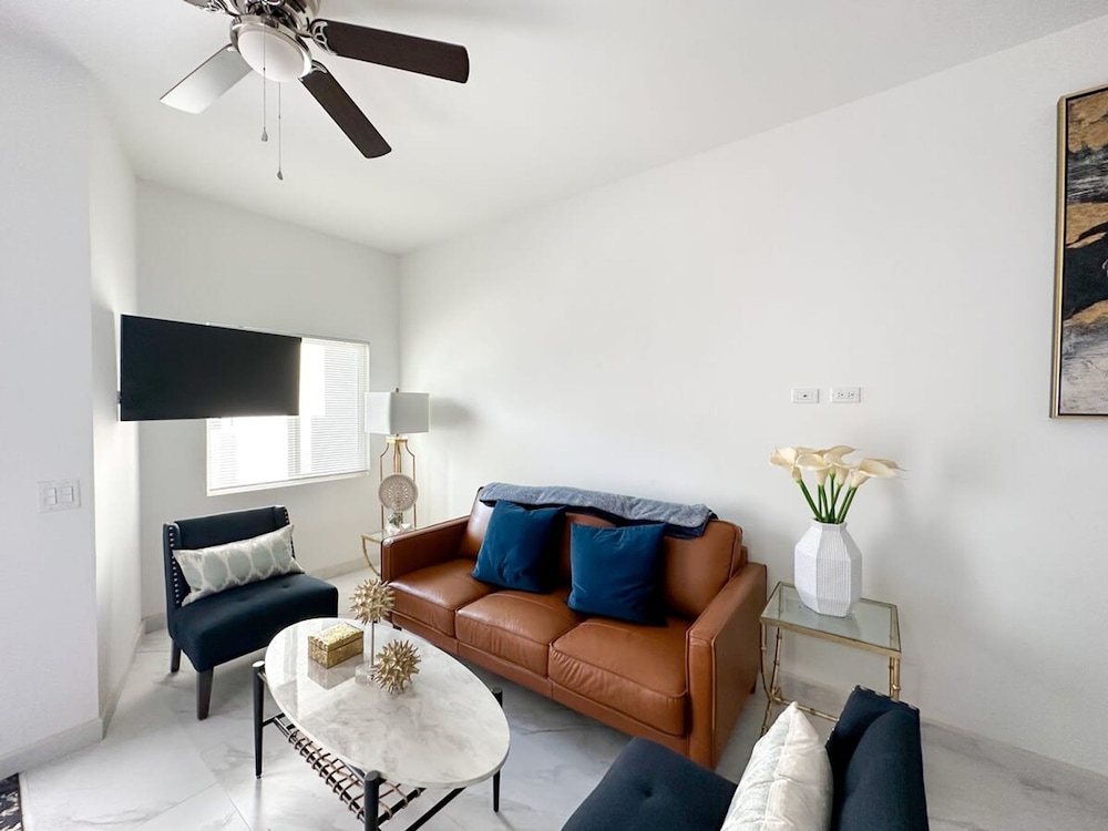 Modern Home in The Exclusivity of Las Conchas