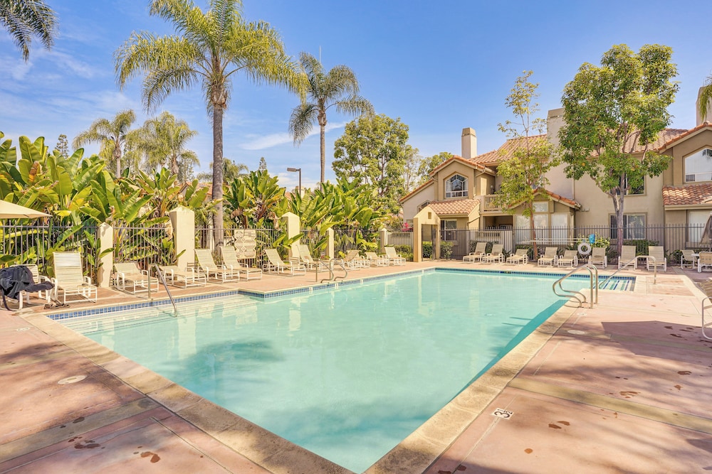Spa Access & Private Patio: Laguna Niguel Townhome