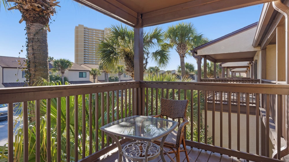 Portside Resort D1: Gulf Retreat With Pools, Beach & Family Adventures!