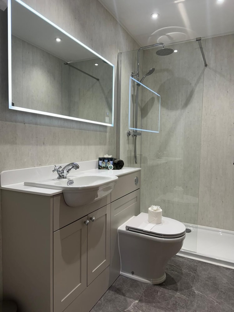 Hideaway Cottages - Greenacres Estates