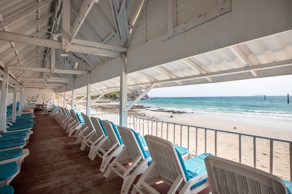 Xanadu Beach Resort