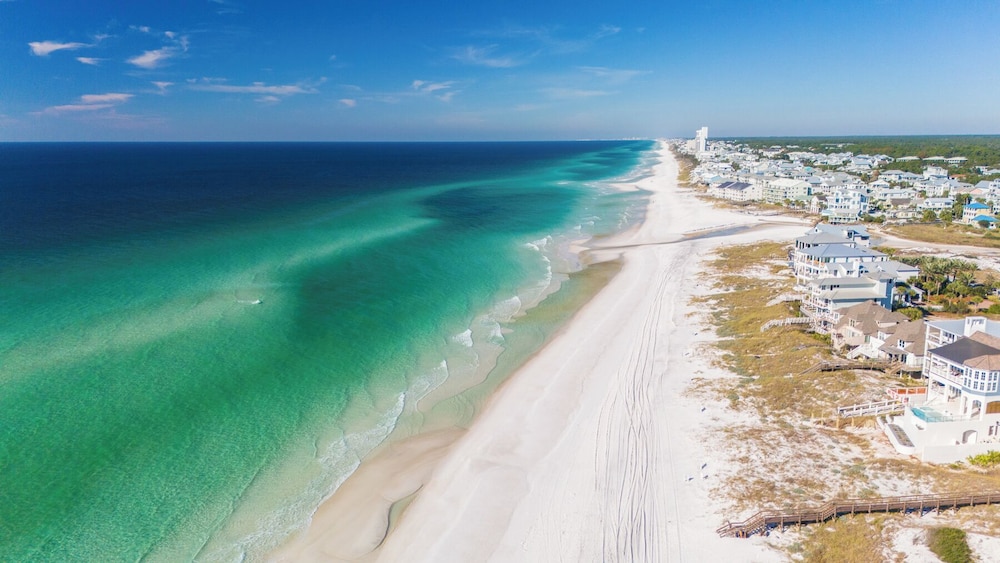 Beachside Villas 811