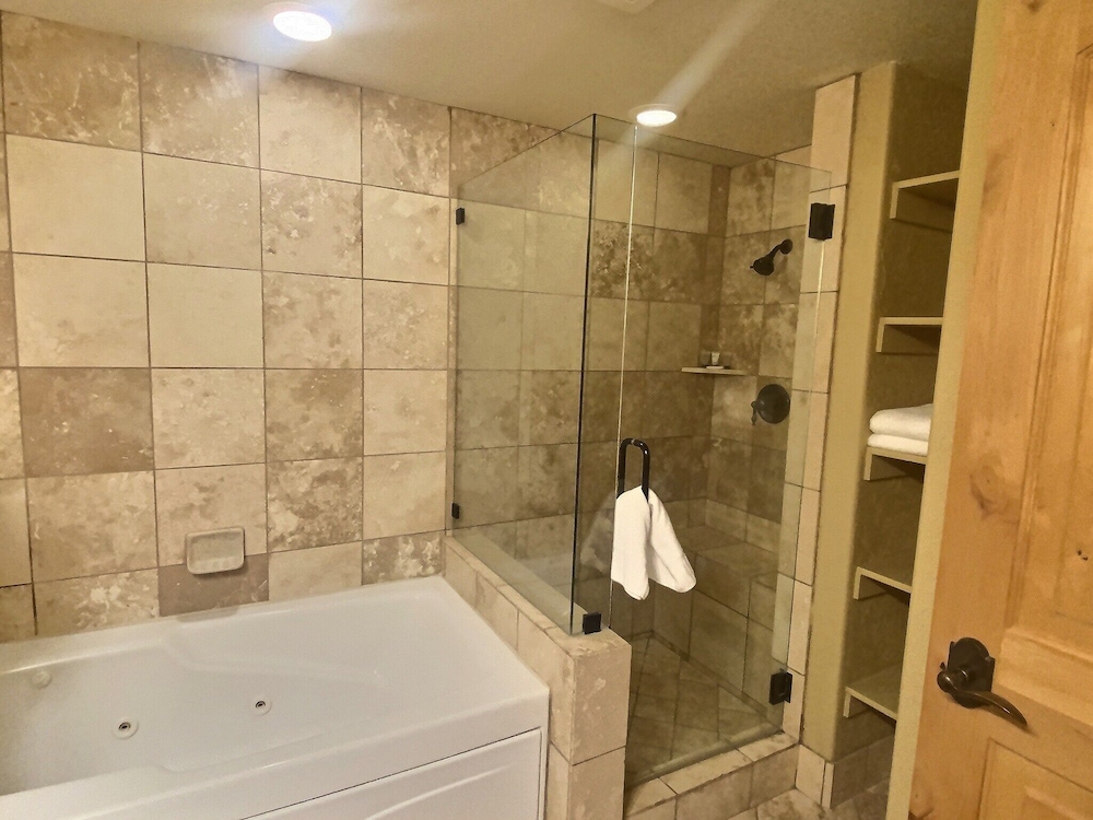 Silverado Sanctuary 2 Bedroom Condo