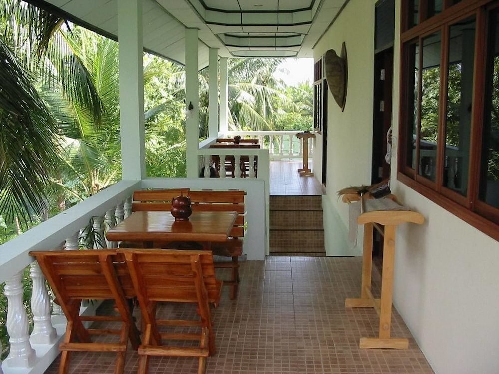 Golden Hill Resort
