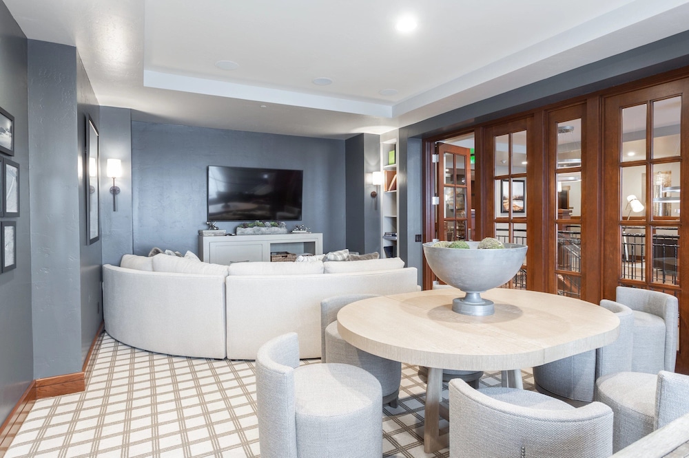 Flagstaff Lodge at Deer Valley Resort - Three Bedroom Residence #302 3 Condo