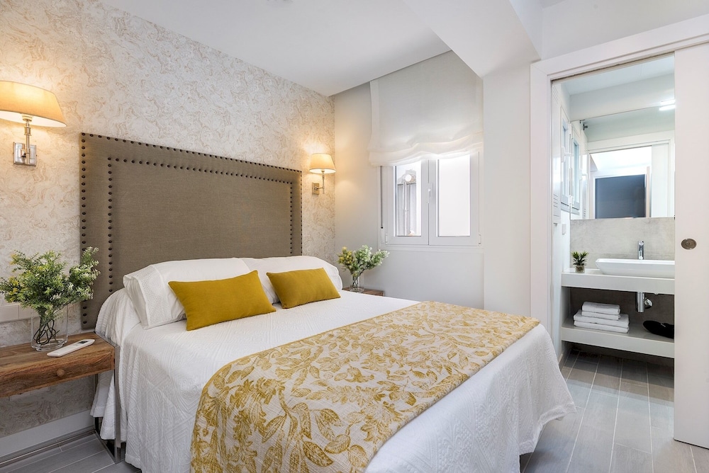 Genteel Home Velarde II view 2