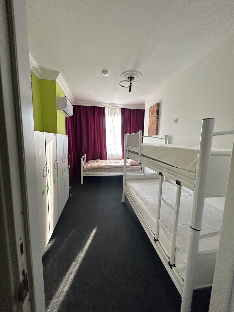 Hostel A07