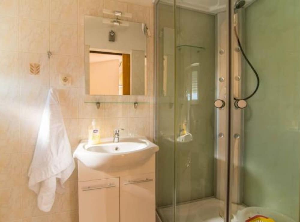 Apartments Cihorich
