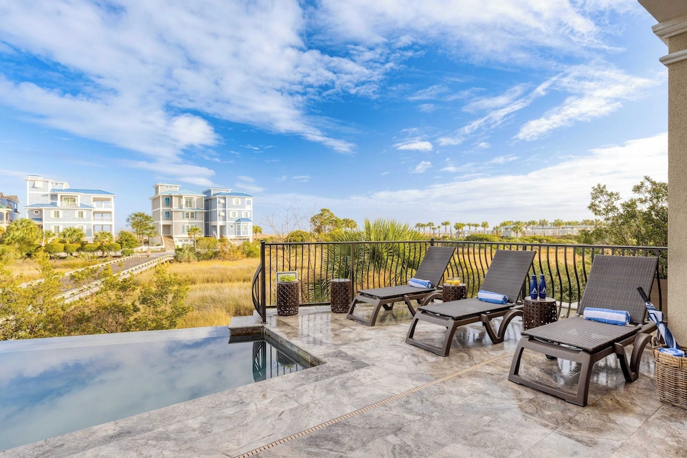 Sleeps 48, 2 Homes w/ Private Beach Access Bradley Circle Buyout by Avantstay
