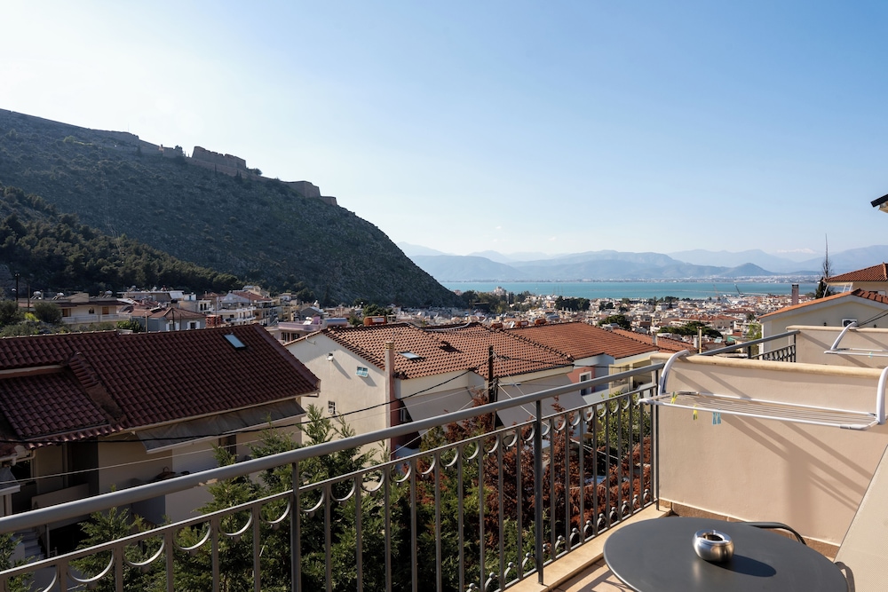 Aerinon Guesthouse