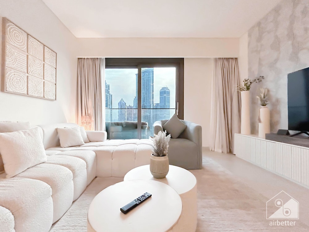 Luxury at Burj Crown Downtown Balcony & View