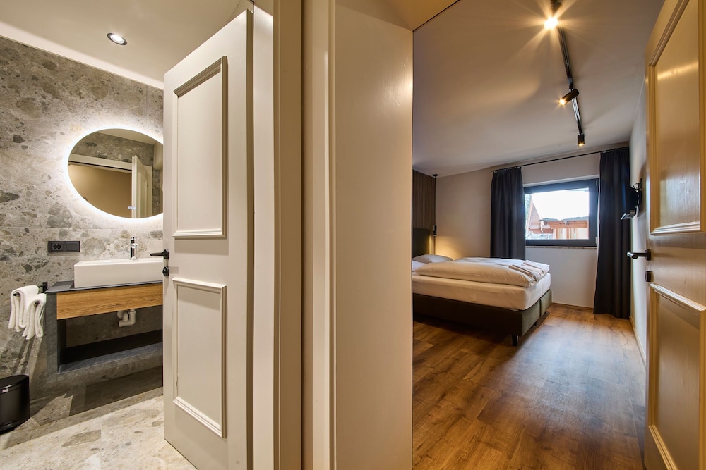 MiLa Apartments
