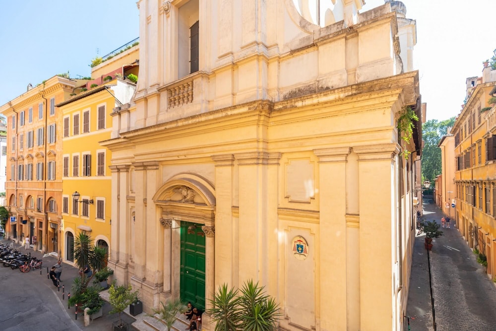 Cozy Chic Suite Near Campo de Fiori