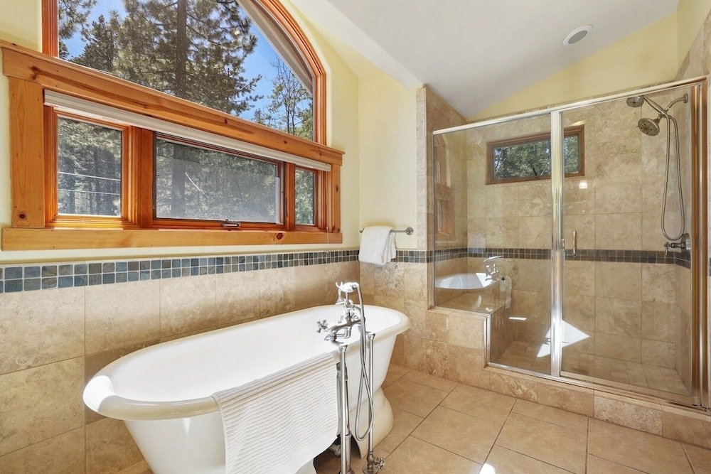 Wsh1030 - Camp Westwater 4 Bedroom Home