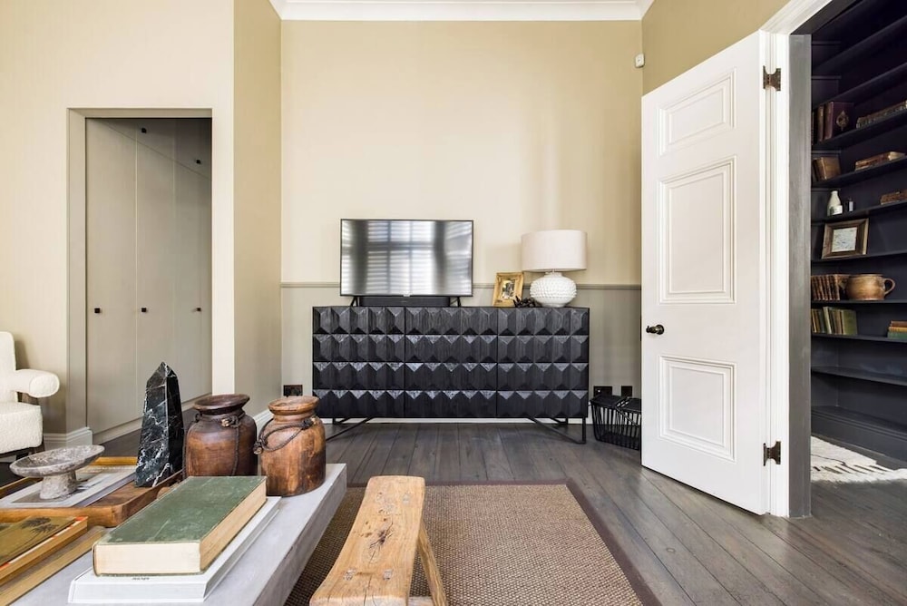 The Notting Hill Apartment by House of Kip - NH5