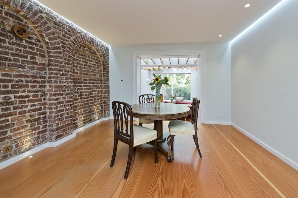 5 Bed Home Maida Vale