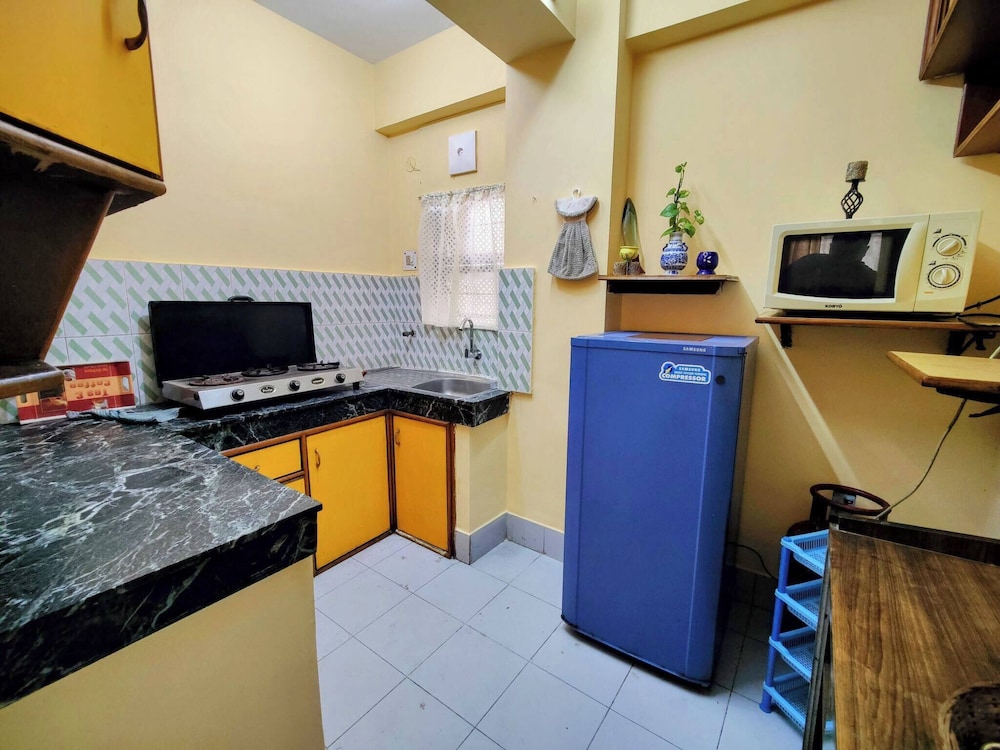 Cozy Guwahati Apartment With City & Mountain Views