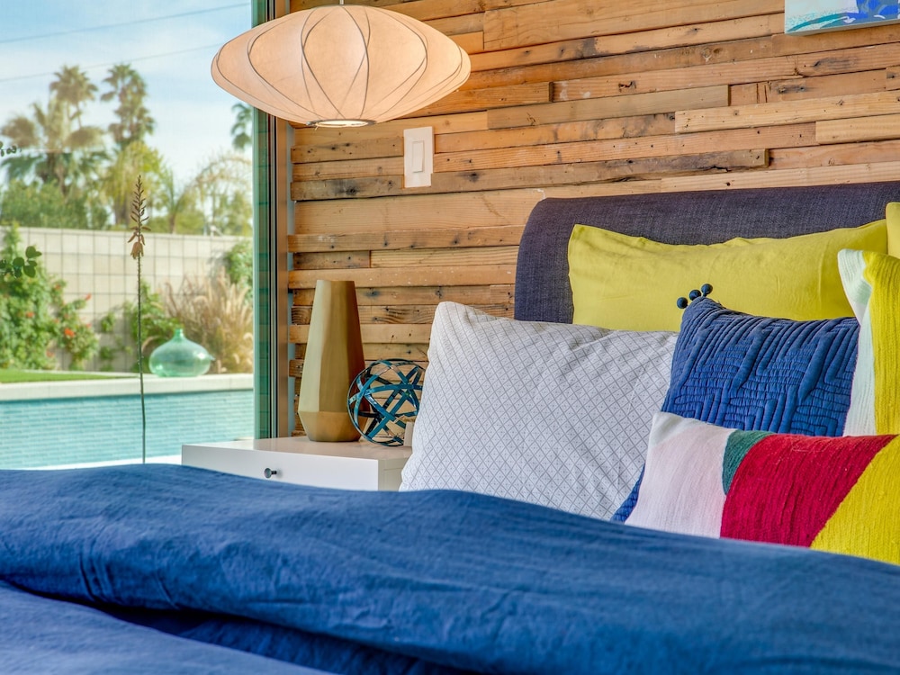 Palm Springs Vacations - West Elm House 2017: The Alexander - Property Image 35