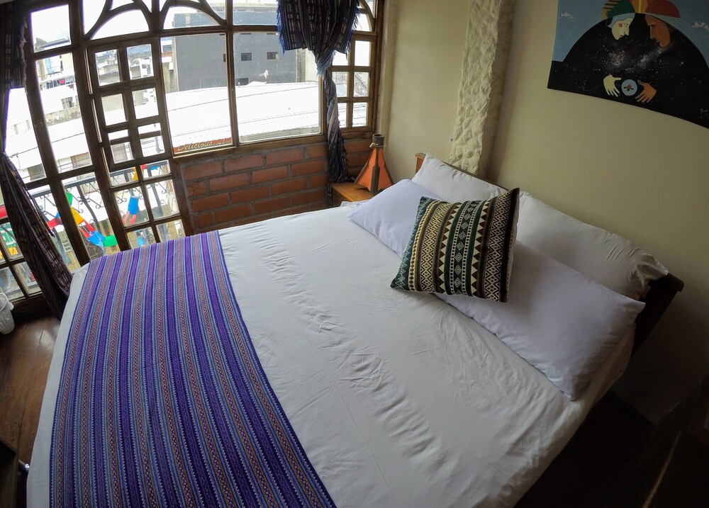 Erupcion Backpackers Hostel