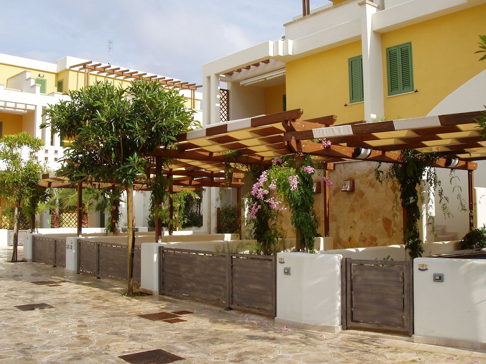 Residence Ammiraglia Baia Verde