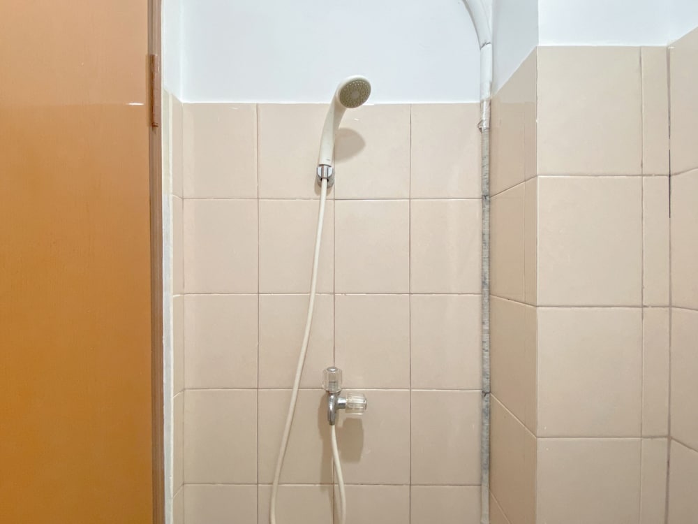 Comfy And Minimalist Studio Apartment At Tifolia