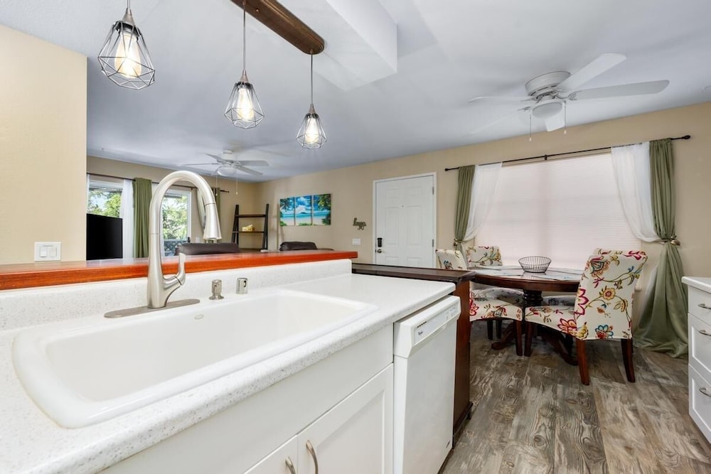 Big Island Fairway Terrace A-202 2 Bedroom Condo