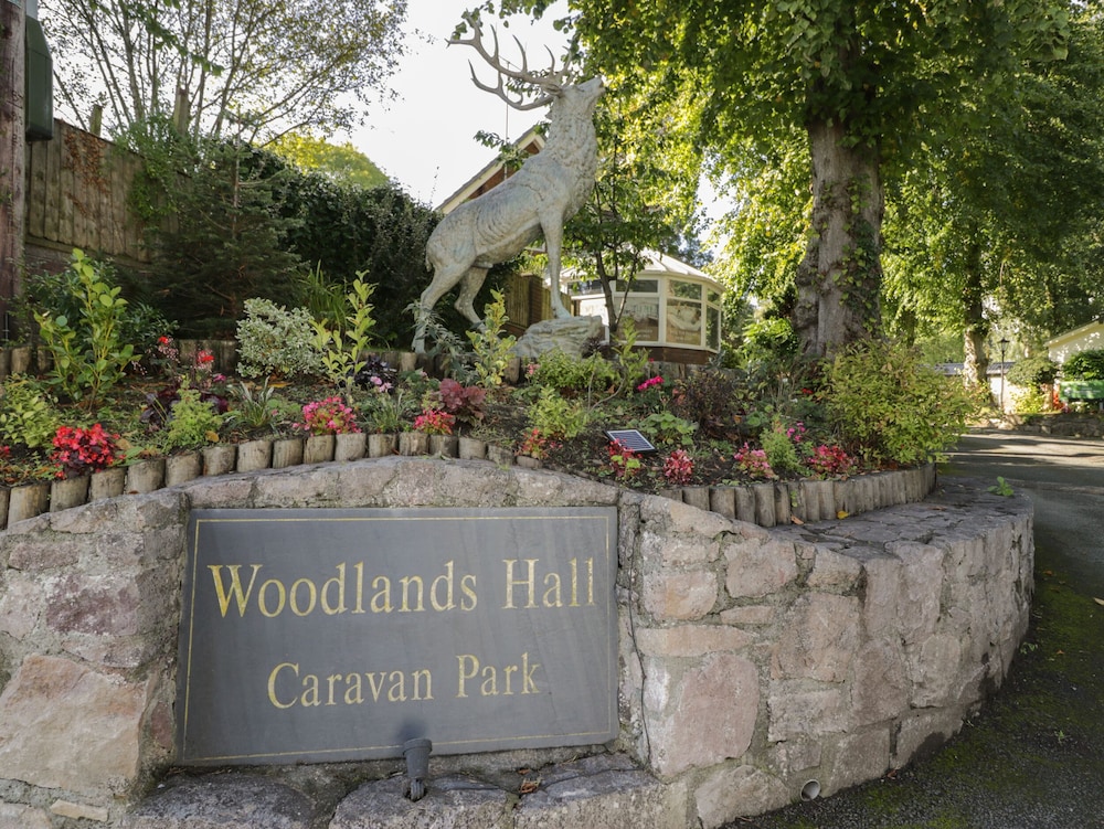 Woodlands Retreat