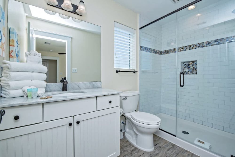 Beachfront 18bed Pool Easybreezy