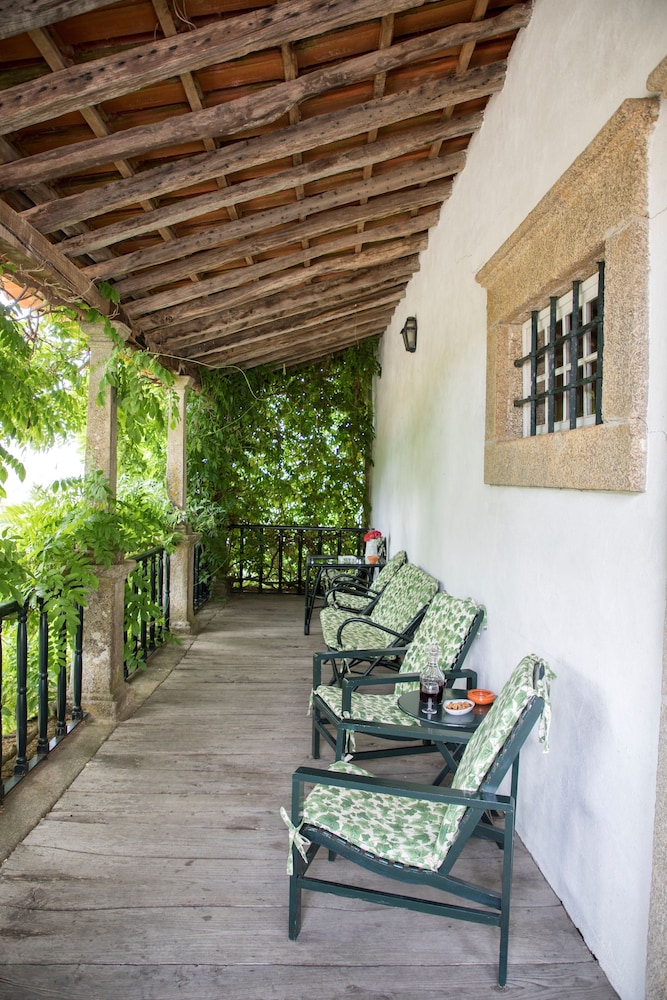 Casa de Vilarinho de São Romão