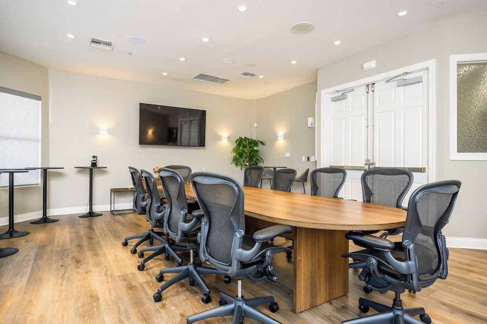 meeting & event spaces