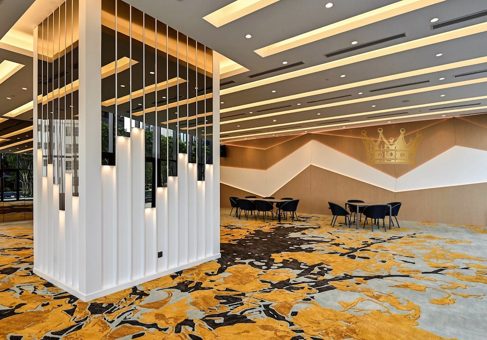meeting & event spaces