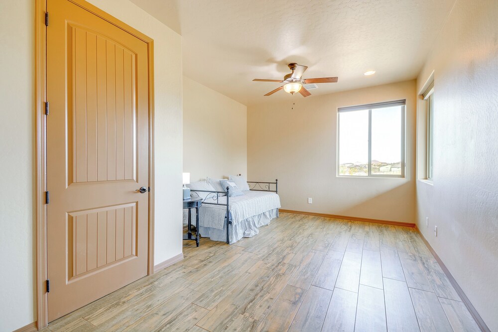 Winter Haven w/ Mtn Views in Prescott Valley