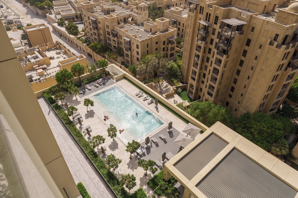 Maison Privee - Elevated Living with Spectacular Burj Khalifa Views