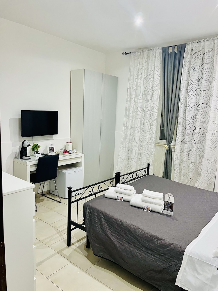 Imera Rooms