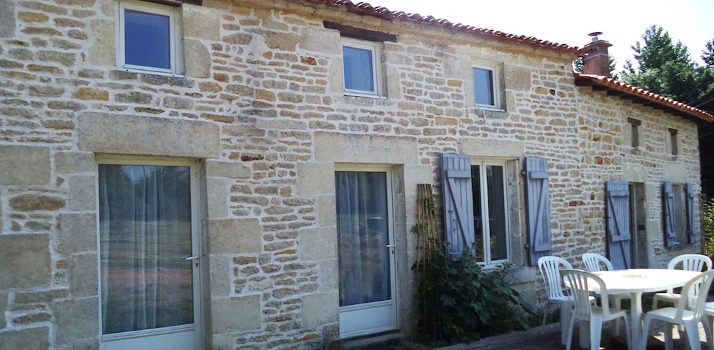 Chambre d'Hote La Gauviniere view 4