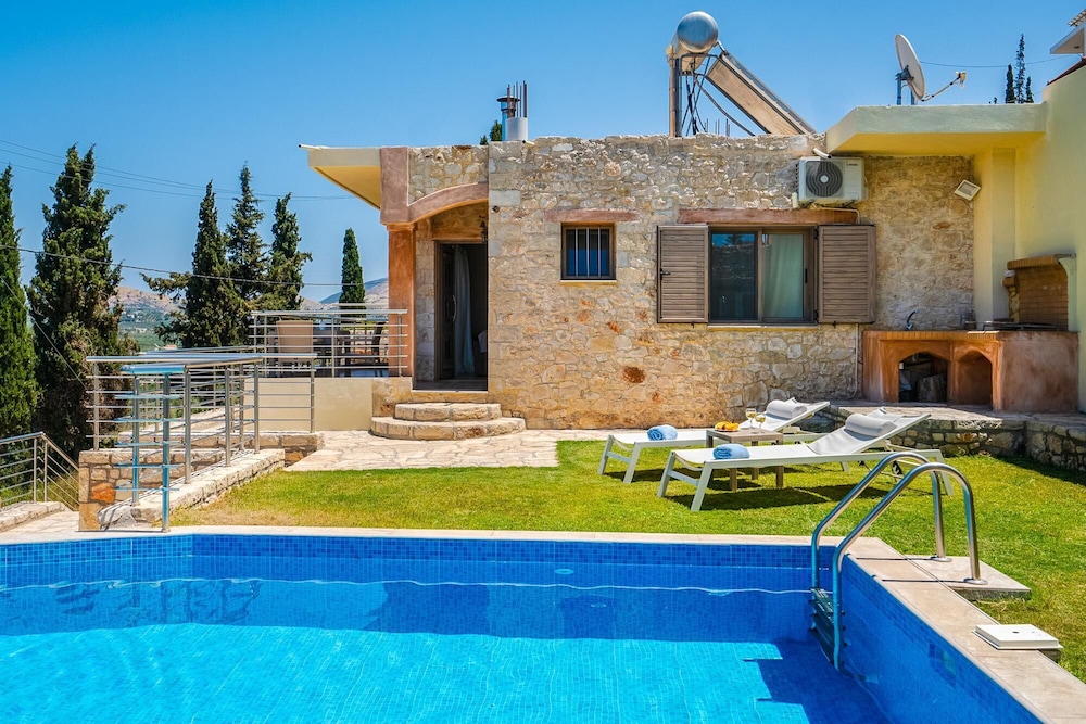 Stefania Villa Ena in Roumeli view 2