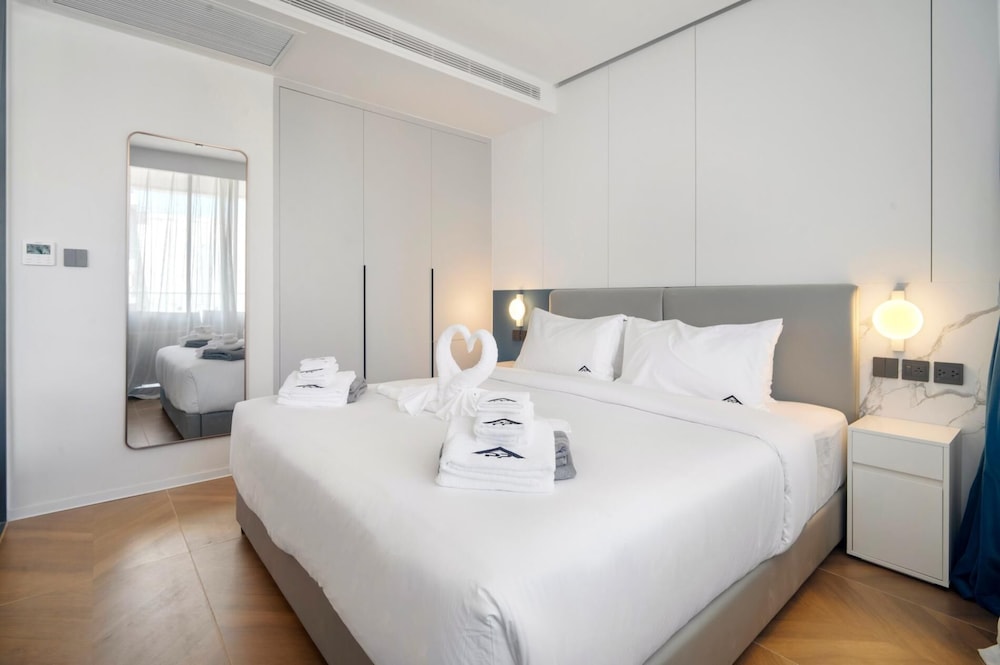Beachfront 1bedroom Apartment Kora Resort