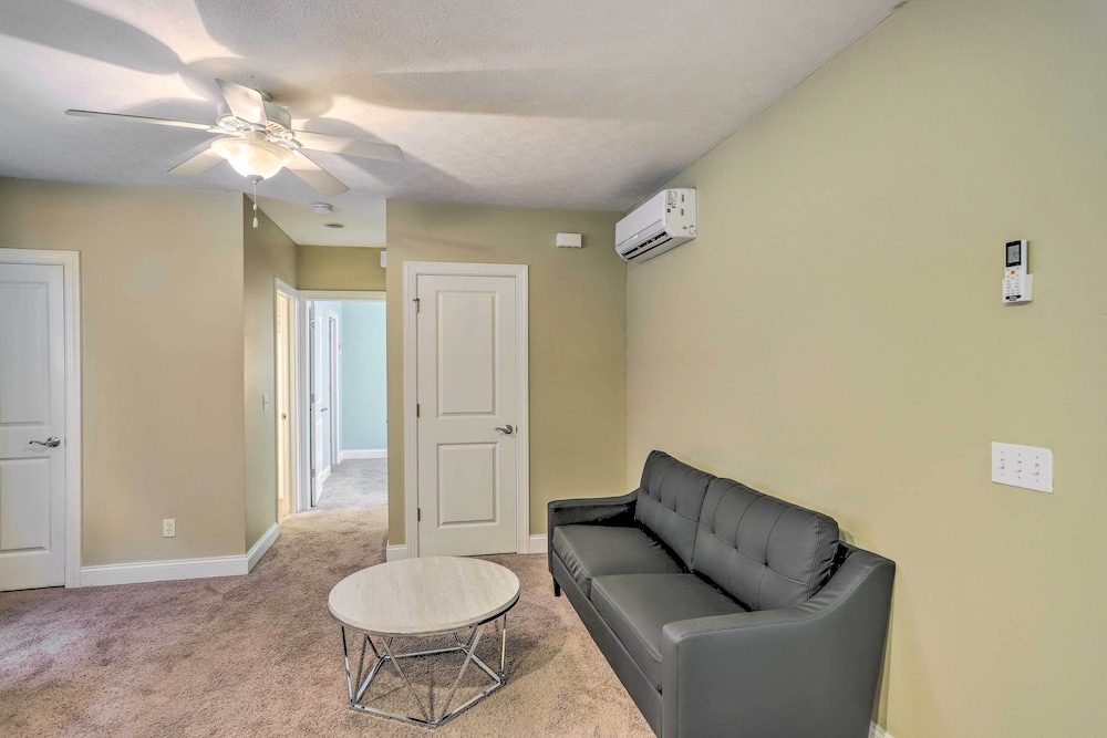 ~ 2 Mi to Downtown - Cozy Cleveland Unit