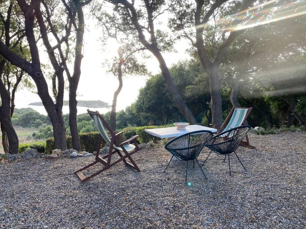 Secluded Seaside Villa w Garden Sea-sunset View view 4